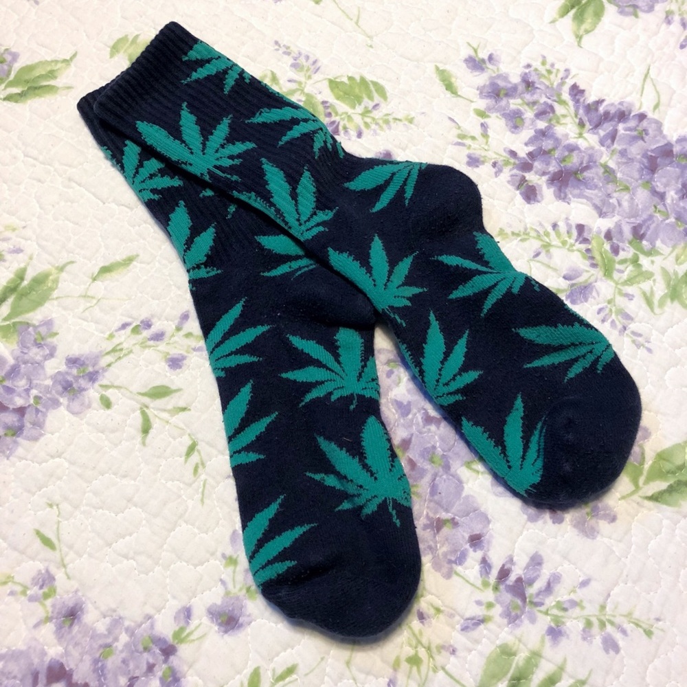 HUF Weed Socks Navy Blue/Green Leaves